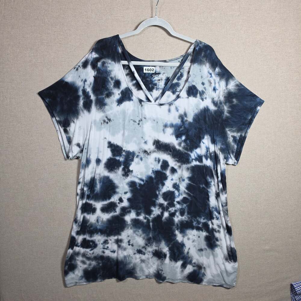 Size 5 TORRID Boho Blouse Tie Dye Blue White teal short Sleeve Rayon tunic